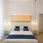Alojamento de Acomodação e Pequeno-almoço Cameo 4*
