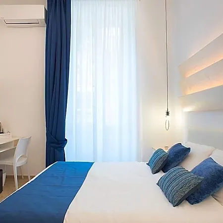 Cameo Bed and Breakfast Νάπολη