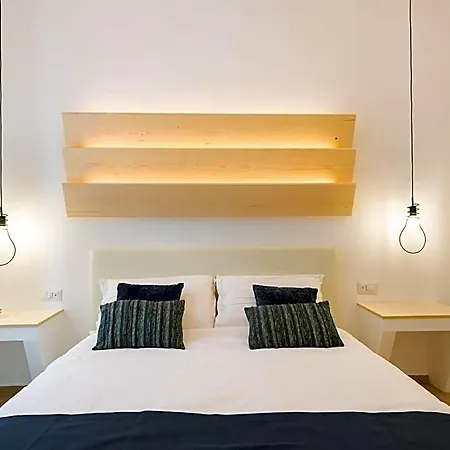 Couette-café Cameo Naples