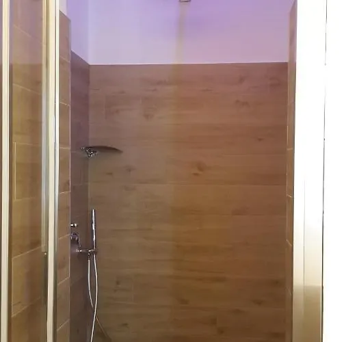 Cameo Bed & Breakfast 4*