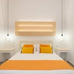 Alojamento de Acomodação e Pequeno-almoço Cameo 4*
